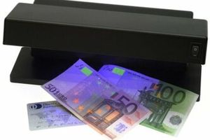 Перевірка грошей ультрафіолетом, ІЧ-світлом та інші типи детекції валют